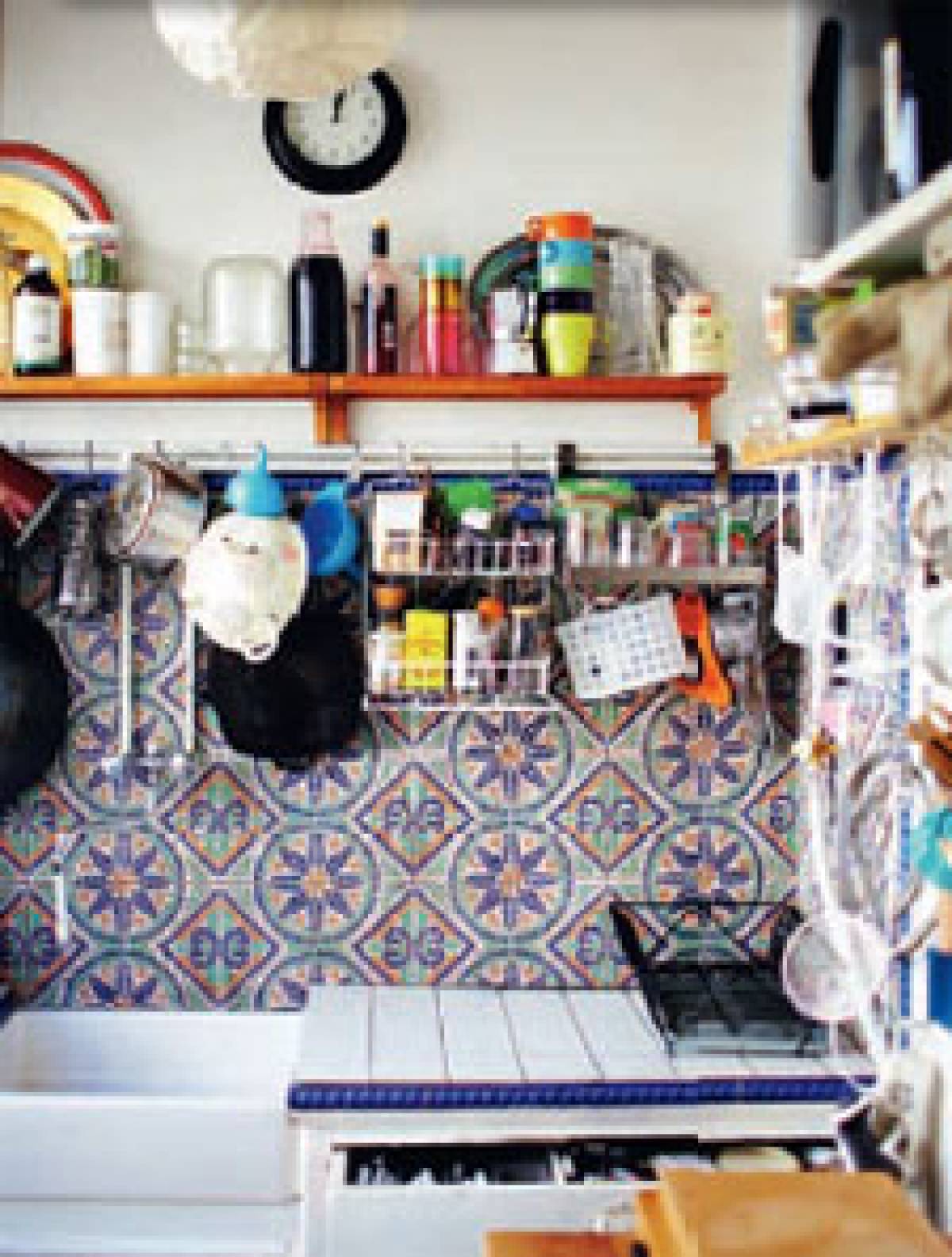Tips for keeping a little Paris kitchen